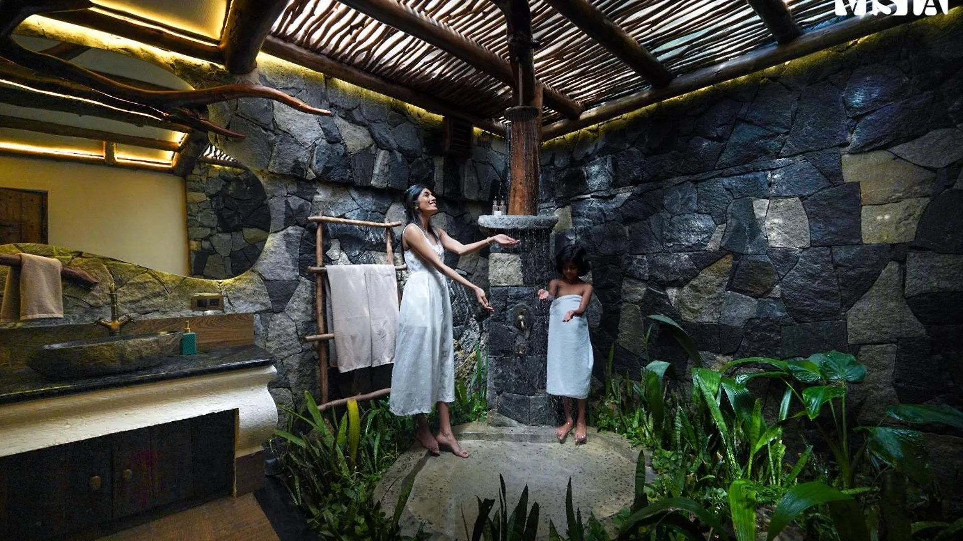 Stayvista At The Forest Echoes With Pool, Bbq Wayanad